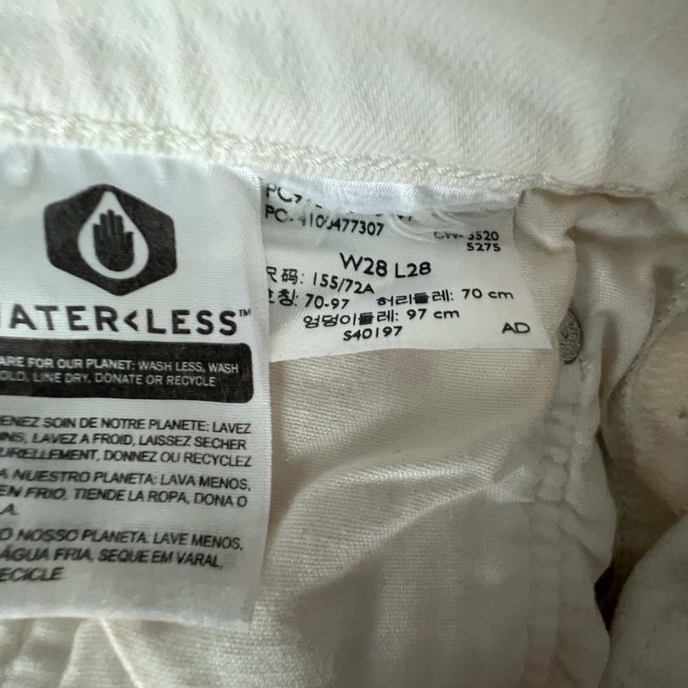 Levi’s jeans - Picture 8 of 9